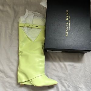 Akira azalea wang boots